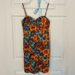 Plenty short party dress in vibrant colors - Size 4